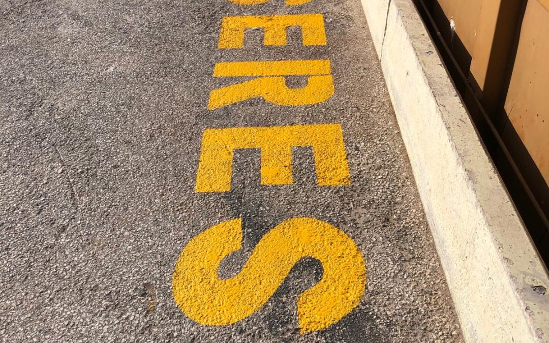 Marcado y pintado de señalización en Eco Parque de Beniel